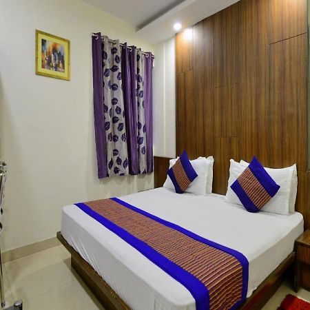 Hotel International Neelam Near New Delhi Railway Station Yeni Delhi Dış mekan fotoğraf