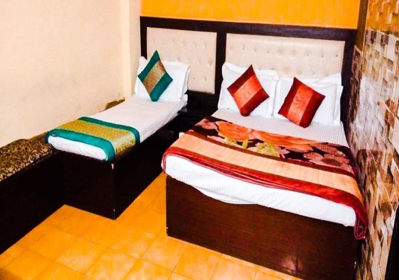Hotel International Neelam Near New Delhi Railway Station Yeni Delhi Dış mekan fotoğraf