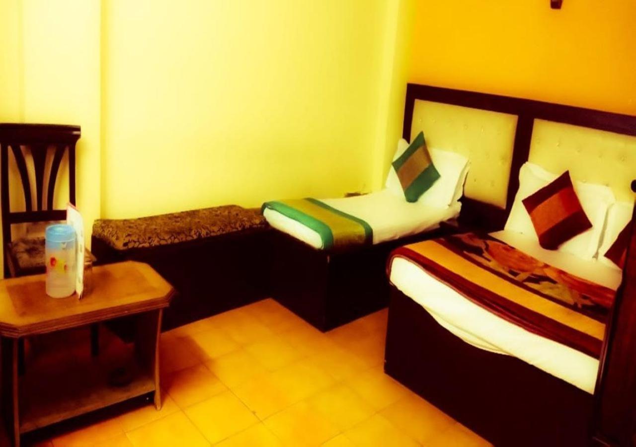 Hotel International Neelam Near New Delhi Railway Station Yeni Delhi Dış mekan fotoğraf
