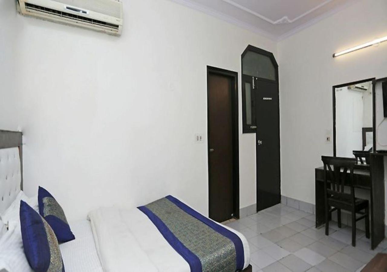 Hotel International Neelam Near New Delhi Railway Station Yeni Delhi Dış mekan fotoğraf