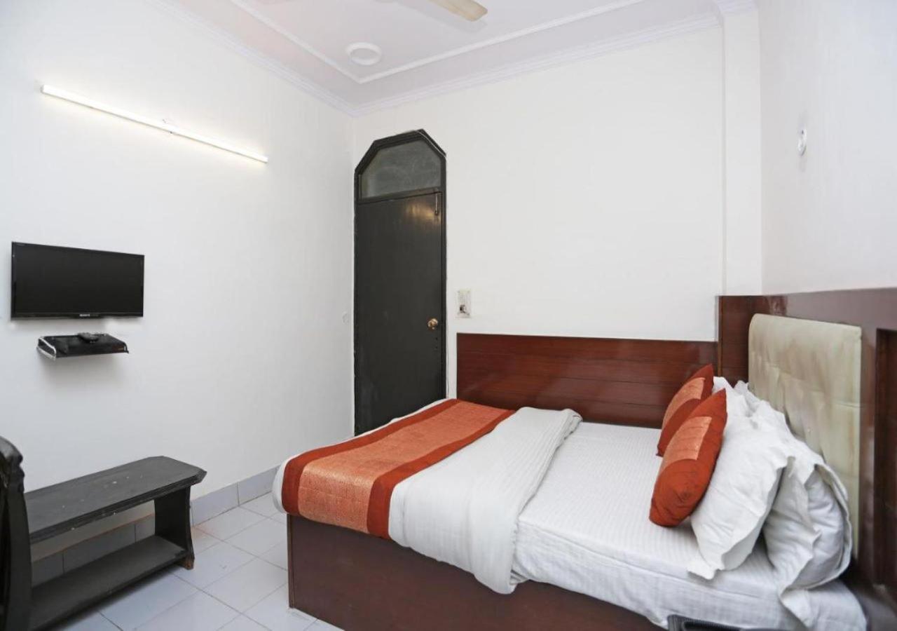 Hotel International Neelam Near New Delhi Railway Station Yeni Delhi Dış mekan fotoğraf